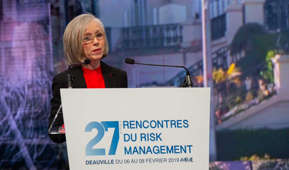 Brigitte Bouquot : l'entreprise ne doit pas devenir la somnambule de sa performance aux 27e rencontres de l'AMRAE Deauville (crédits AMRAE/artephoto)
