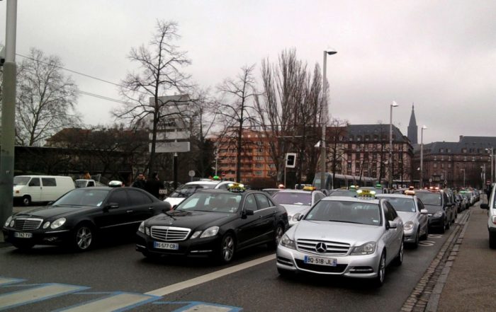 manifestation des taxis (photo Kevin.B_wikimedia_commons)