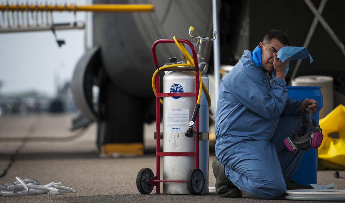 Canicule travailler quand il fait chaud (Photo d'illustration US Air Force Flickr_commons).