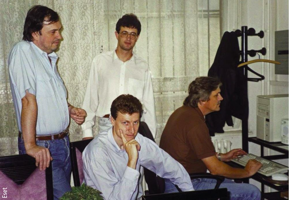 L'équipe d'Eset en 1987 - Photo : Eset