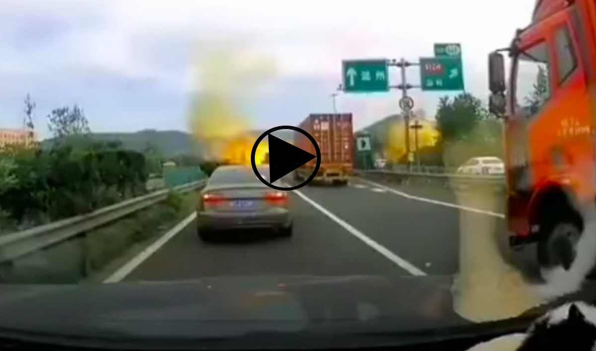 Explosion camion-citerne Chine (capture image Disaster Compilations Youtube).