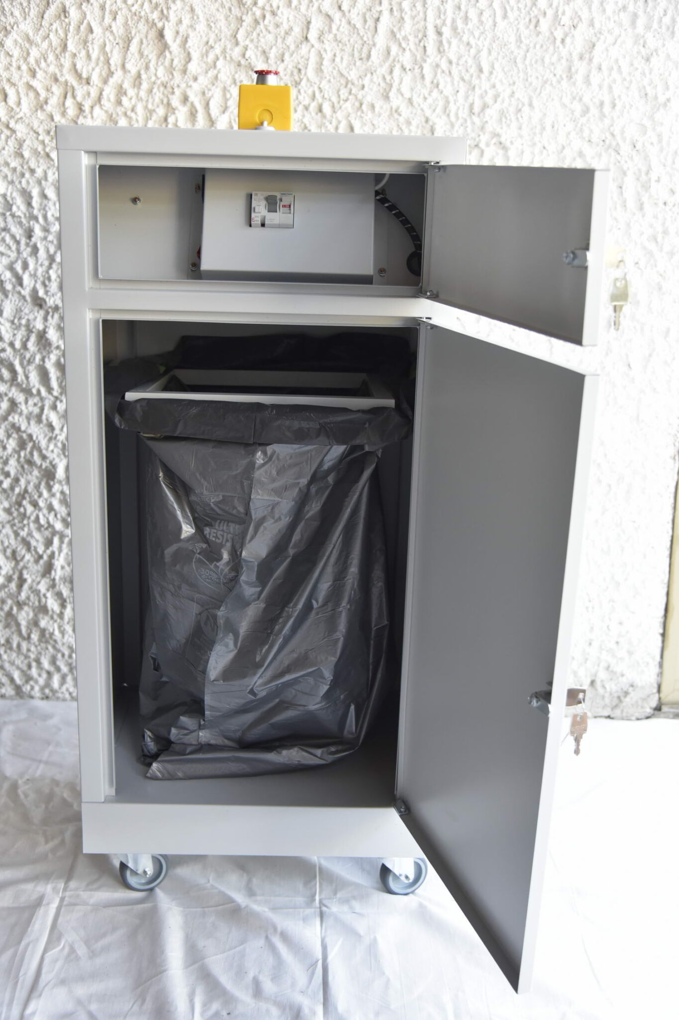 Recyclage-EPI-Covid-19-Amethyste-300-Cre%CC%81dit-A4-Recycage