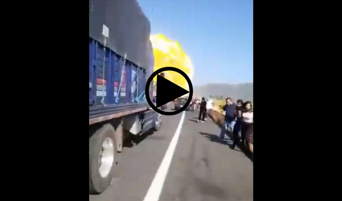 Explosion autoroute Mexique (capture Twitter).