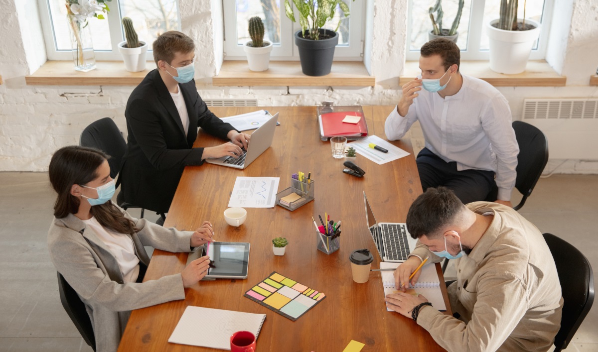 Télétravail - présentiel - Covid-19 - Crédit : master1305-AdobeStock