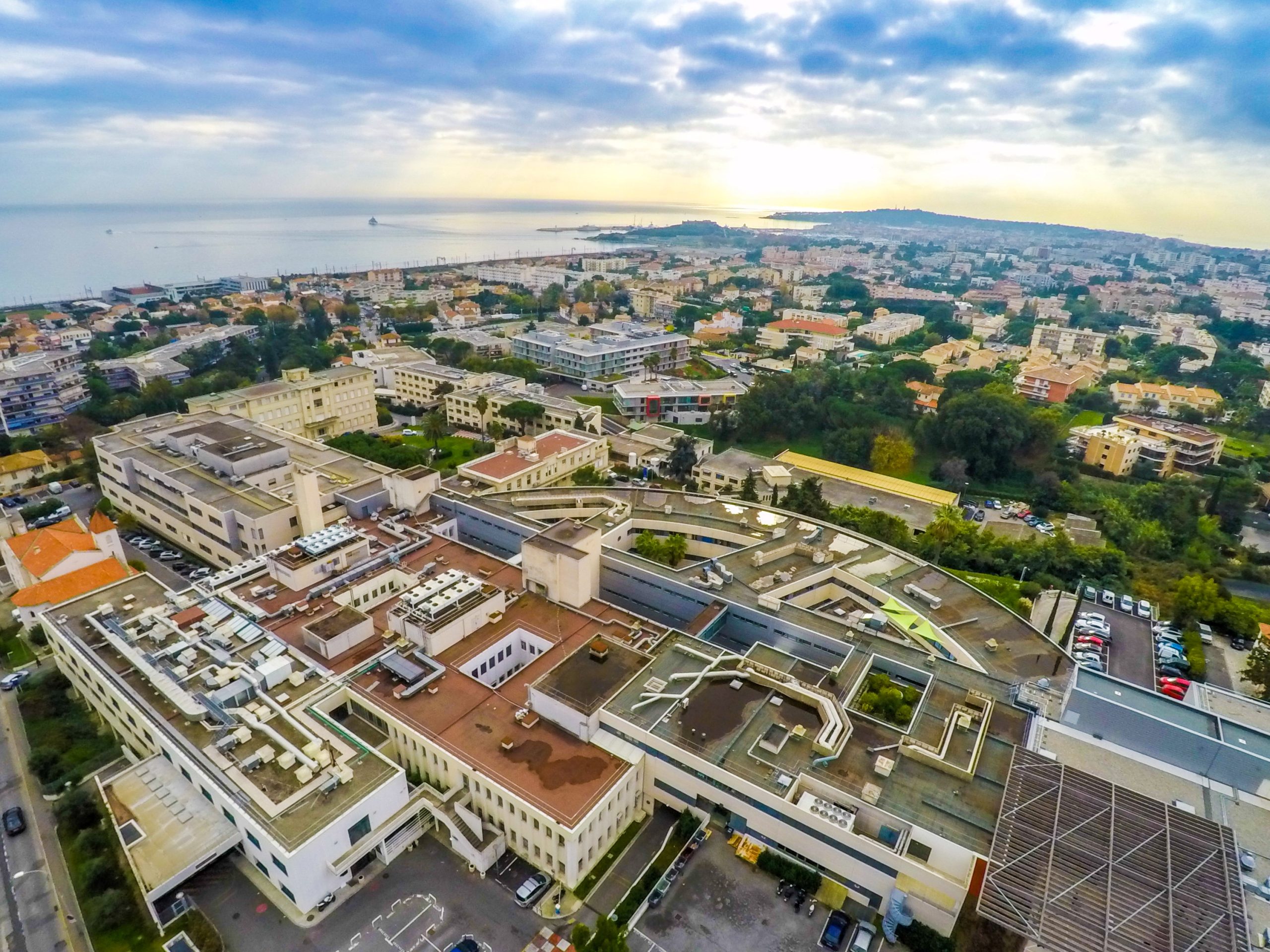 Le logiciel BatiRegistre dédié à la gestion des batiments est utilise depuis 2019 au Centre hospitalier d’Antibes – Credit photo CH Antibes Le logiciel BatiRegistre dédié à la gestion des batiments est utilise depuis 2019 au Centre hospitalier d'Antibes - Credit photo CH Antibes