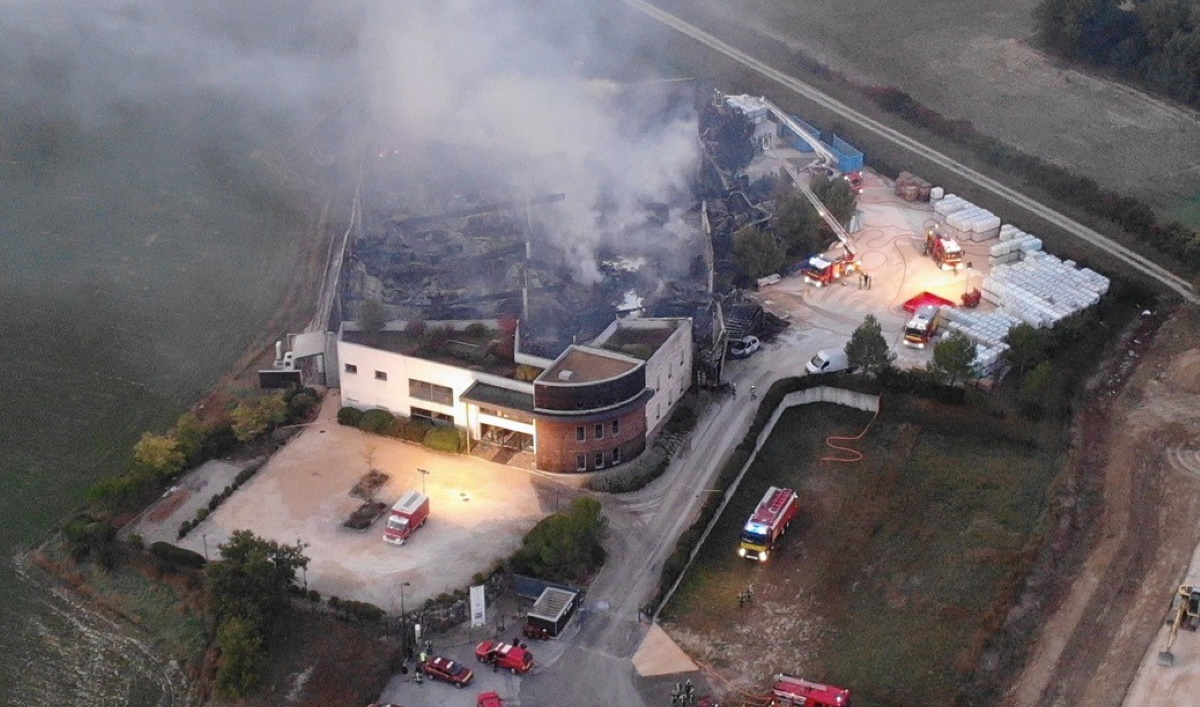 Incendie au laboratoire Gravier à Lussan- Crédit : Sdis30