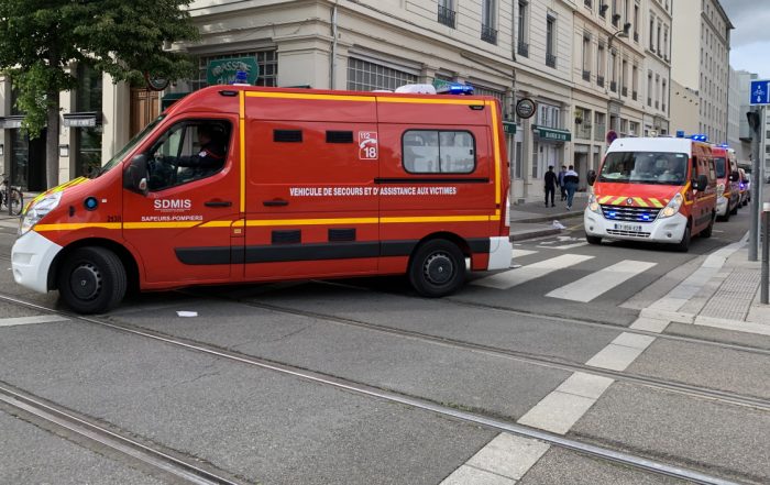 Intervention des pompiers pour un incendie de vélos électriques à Rouen. (Photo d'illustration Benoît Prieur _ Wikimedia Commons).