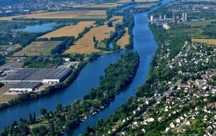 Actions de la Drieat Île-de-France sur les pollutions industrielles et les risques naturels - Crédit : PackShot-AdobeStock