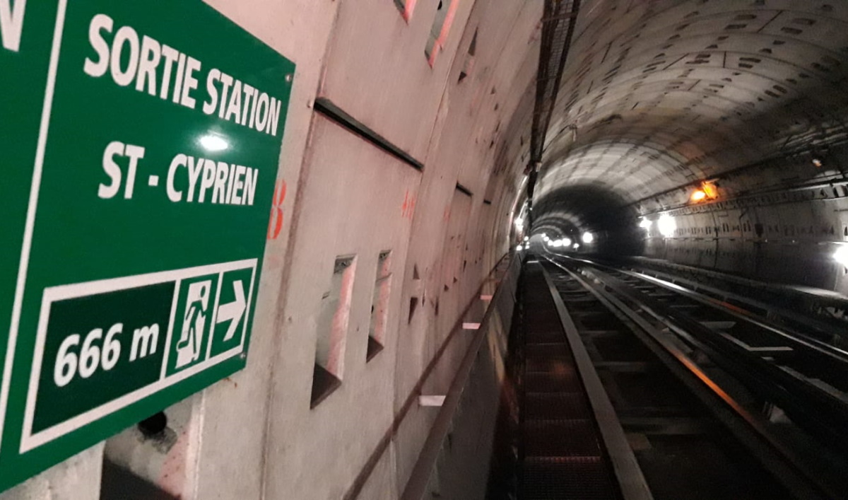 Indication de la distance à parcourir jusqu'à la station de métro la plus proche - Crédit : Sdis31