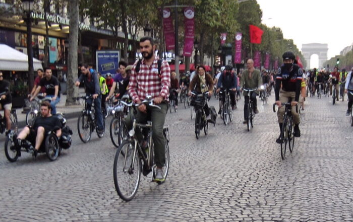 Journée sans voiture Paris - Crédit : RoScO/Wikimedia commons
