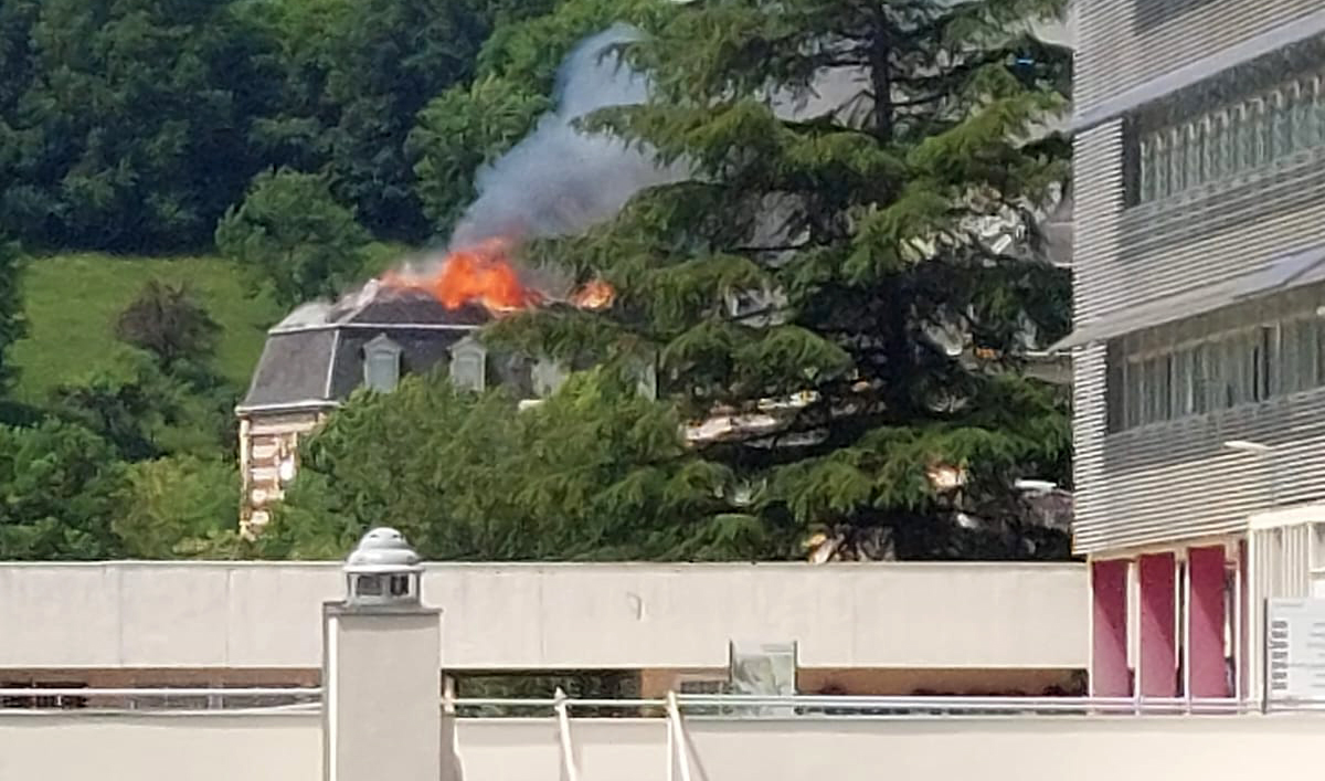 Decazeville - Image départ de feu avant arrivée sur les lieux - Crédit: SDIS12