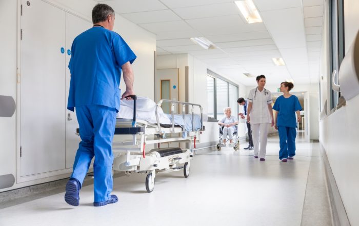 Polyexposition aux risques dans le secteur de la santé. Photo spotmatikphoto/AdobeStock