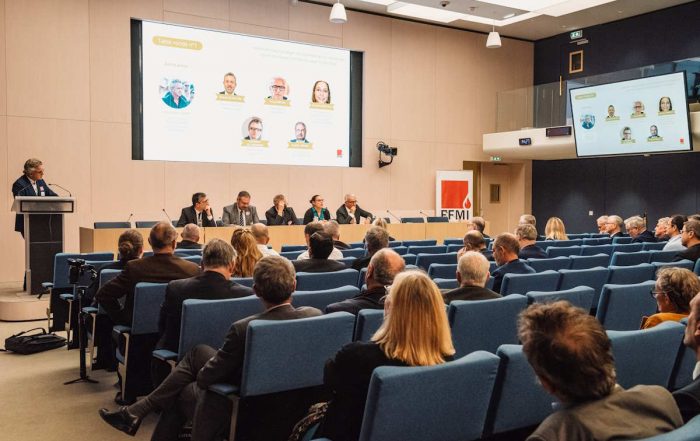 60 ans de la FFMI : table ronde « comment mieux protéger nos bâtiments et nos entreprises contre les risques d’incendie ? ». Crédit : FFMI
