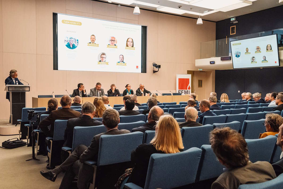 60 ans de la FFMI : table ronde « comment mieux protéger nos bâtiments et nos entreprises contre les risques d’incendie ? ». Crédit : FFMI