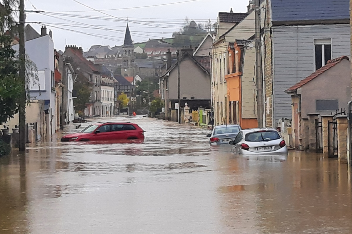 Inondations du Pas de Calais à Saint-Étienne-au-Mont - Crédit : service communication du Sdis62