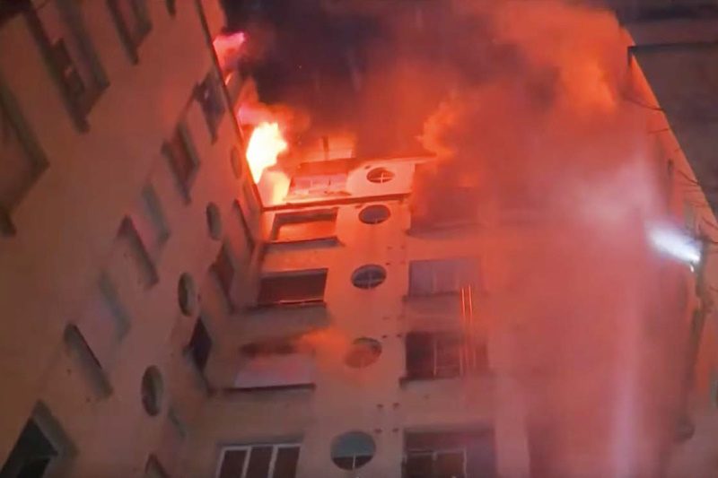 Feu de l'immeuble d'habitation du 17bis rue Erlanger à Paris - Crédit Capture Youtube