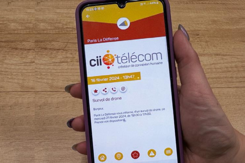 Photo d'une alerte reçue sur un smartphone via l'application de ciitélécom indiquant un survol de drone à venir sur la zone.