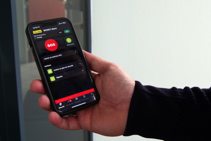 L’application Bodet Alert ouverte sur un smartphone (crédit Bodet). L'application Bodet Alert ouverte sur un smartphone (crédit Bodet).
