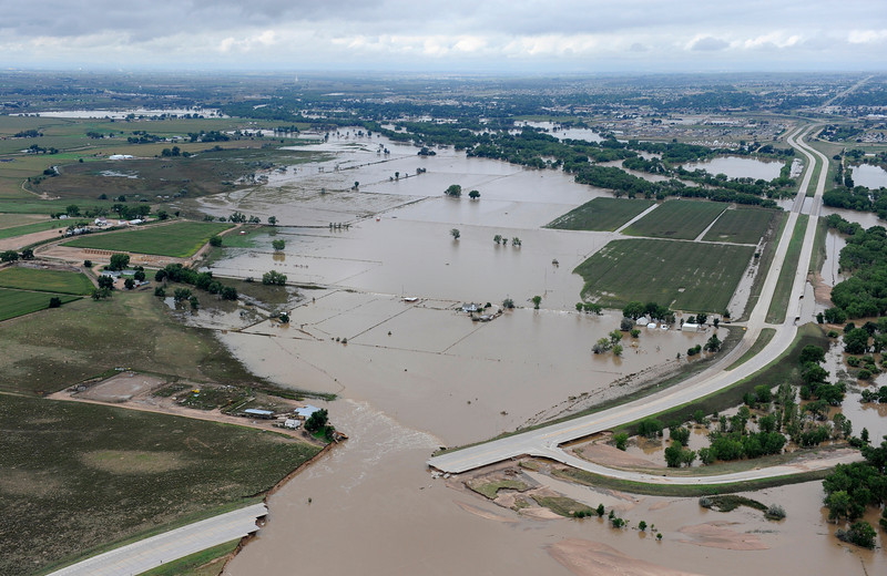 Inondations à Greeley (Colorado), 19 september 2013. Crédit : Agence de protection de l’environnement des Etats-Unis (Usepa) – Wikimedia Inondations à Greeley (Colorado), 19 september 2013. Crédit : Agence de protection de l'environnement des Etats-Unis (Usepa) - Wikimedia