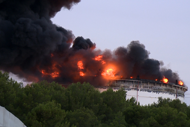 L’incendie du site pétrochimique de Berre-l’Étang © Sdis 13