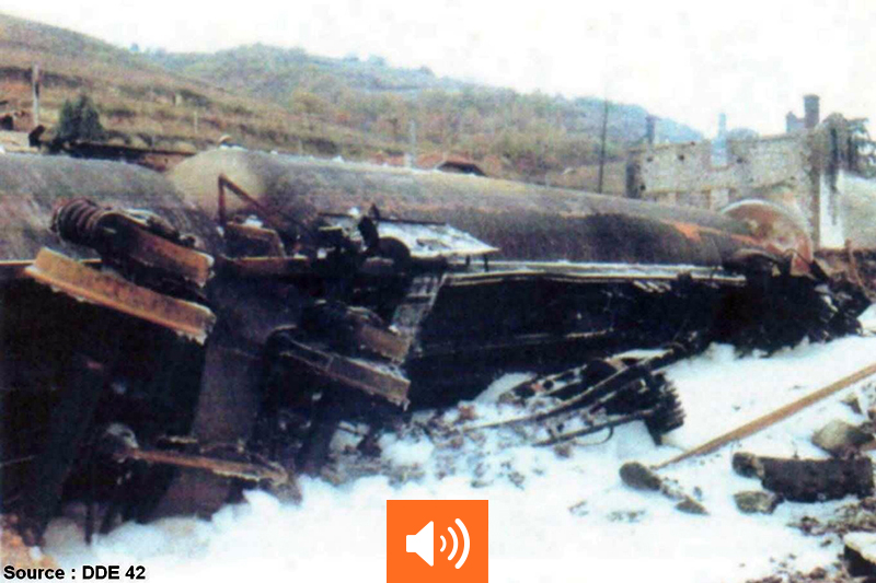 Le déraillement d'un train d'hydrocarbures est survenu le lundi 3 décembre 1990 à Chavanay, dans la Loire © DDE 42 fiche Aria 2438