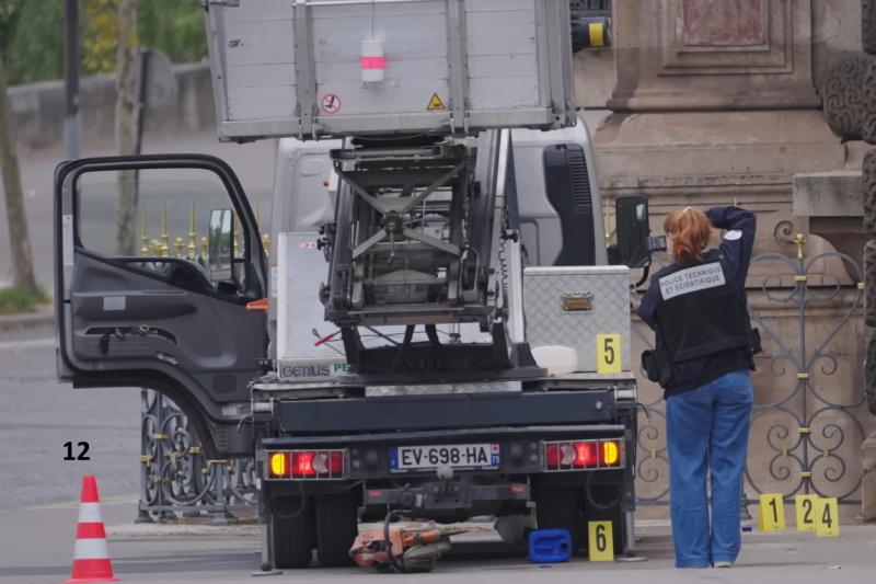 Vol au Louvre du 19 octobre 2025. Crédit : Clément Lanot/CLPRESSE Vol au Louvre du 19 octobre 2025. Crédit : Clément Lanot/CLPRESSE