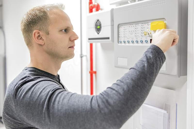 En mai 2026, l’association Euralarm a publié un nouveau document d’orientation concernant l’utilisation des équipements de sécurité incendie pour des opérations de confinement. Crédit : Euralarm En mai 2026, l’association Euralarm a publié un nouveau document d’orientation concernant l’utilisation des équipements de sécurité incendie pour des opérations de confinement. Crédit : Euralarm