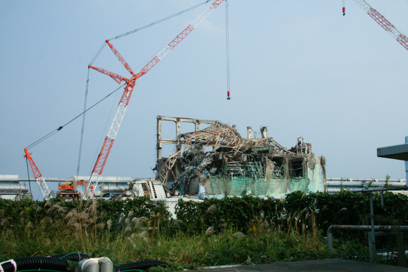 La centrale nucléaire de Fukushima après l’accident provoqué par le tsunami, en octobre 2011. Crédit : Giovanni Verlini (IAEA) – Flickr La centrale nucléaire de Fukushima après l'accident provoqué par le tsunami, en octobre 2011. Crédit : Giovanni Verlini (IAEA) - Flickr