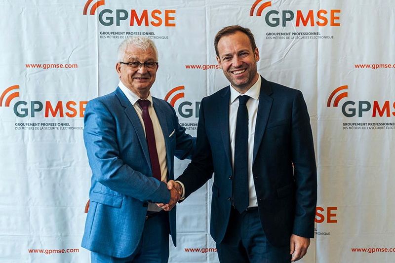 Patrick Lanzafame (à gauche) et Jean-Didier Berger, ministre délégué auprès du ministre de l’Intérieur © GPMSE
